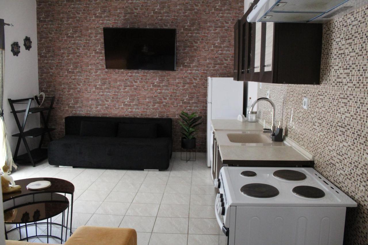 Azure Bliss Suites Nikiti  Exterior foto